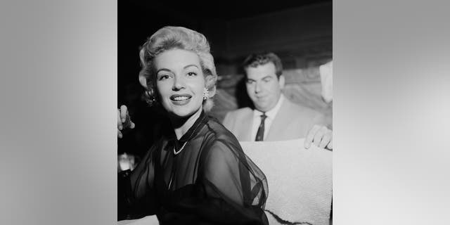Kathleen Hughes and Frank Worth in Los Angeles, Calif. (Photo by Earl Leaf/Michael Ochs Archives/Getty Images)
