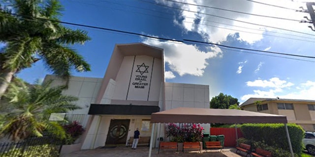 A man was shot outside the Young Israel of Greater Miami synagogue in Florida on Sunday night, police said.