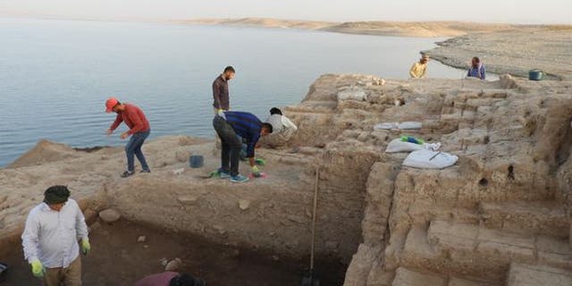 A room at the palace during the excavation.