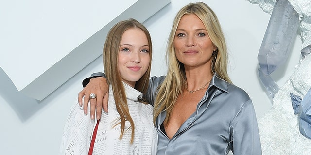 Lila Moss and Kate Moss attend the Dior Homme Menswear Spring Summer 2020 show as part of Paris Fashion Week on June 21, 2019 in Paris, France. (Photo by Pascal Le Segretain/Getty Images)