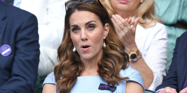 LONDON, ENGLAND - JULY 14: Catherine, Duchess of Cambridge in the Royal Box on the center court at the men's finals day of the Wimbledon Tennis Championships at the All England Lawn Tennis and Croquet Club on July 14, 2019 in London, England . (Photo by Karwai Tang / Getty Images)