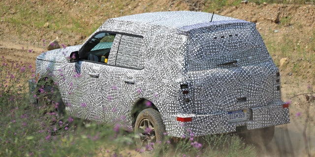 Westlake Legal Group bb3 Spied: 'Baby' Ford Bronco caught on camera ahead of upcoming reveal Gary Gastelu fox-news/auto/style/suv fox-news/auto/make/ford fox-news/auto/attributes/off-road fox news fnc/auto fnc f19add5b-9bf0-5306-94e7-777981d2fe7a article