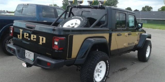 Esa camioneta Jeep Honcho resucitada por el concesionario con una nueva camioneta Gladiator gladiator 1970 Esa camioneta Jeep Honcho resucitada por el concesionario con una nueva camioneta Gladiator