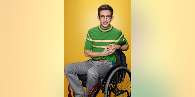 'Glee' star Kevin McHale to compete on 'Celebrity X Factor': report ...