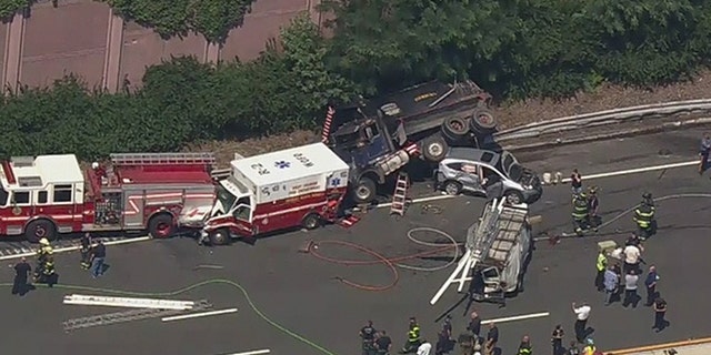 A total of 12 vehicles were reportedly involved in a massive wreck on Interstate 280 in New Jersey on Tuesday.