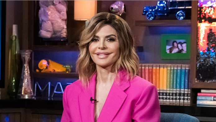 Lisa Rinna Competes Against Jennifer Lopez With Her Own Sultry