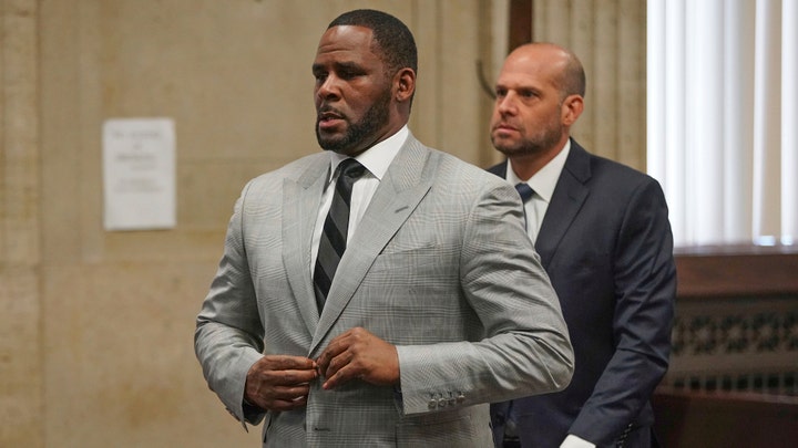 R. Kelly arrested on federal sex trafficking charges in Chicago