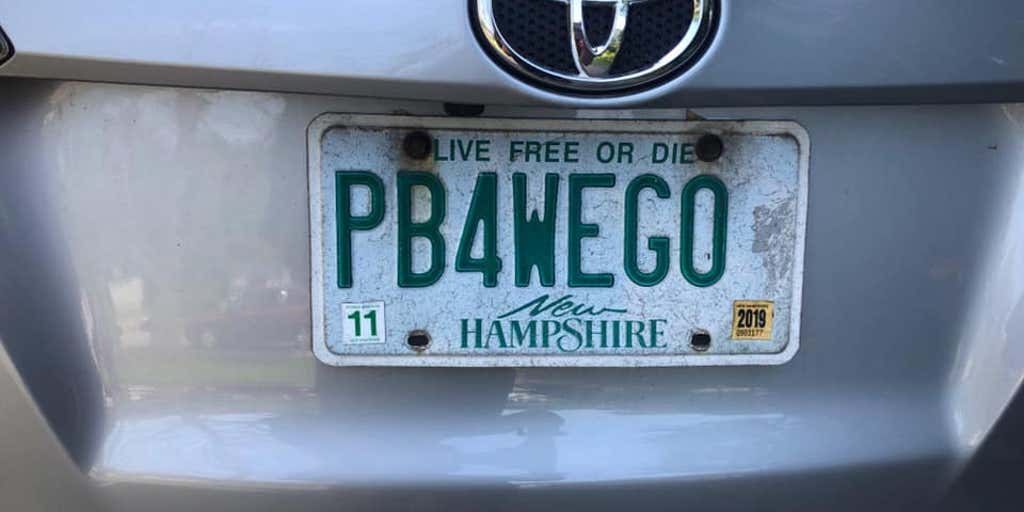 New Hampshire bartender's potty-themed license plate gets ...