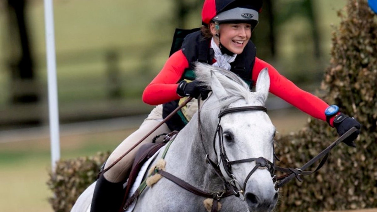 Iona Sclater, a 15-year-old who was a “bright star” of eventing, has died in a riding accident at her home. 