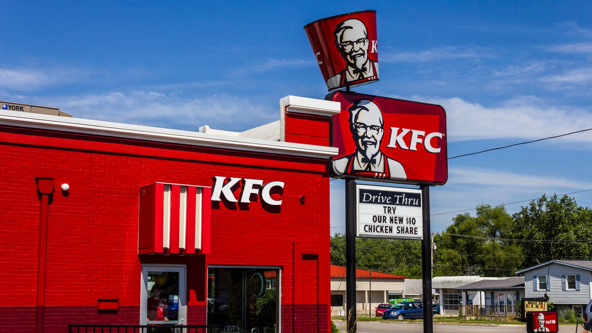 Kentucky Fried Chicken Retail Fast Food Location