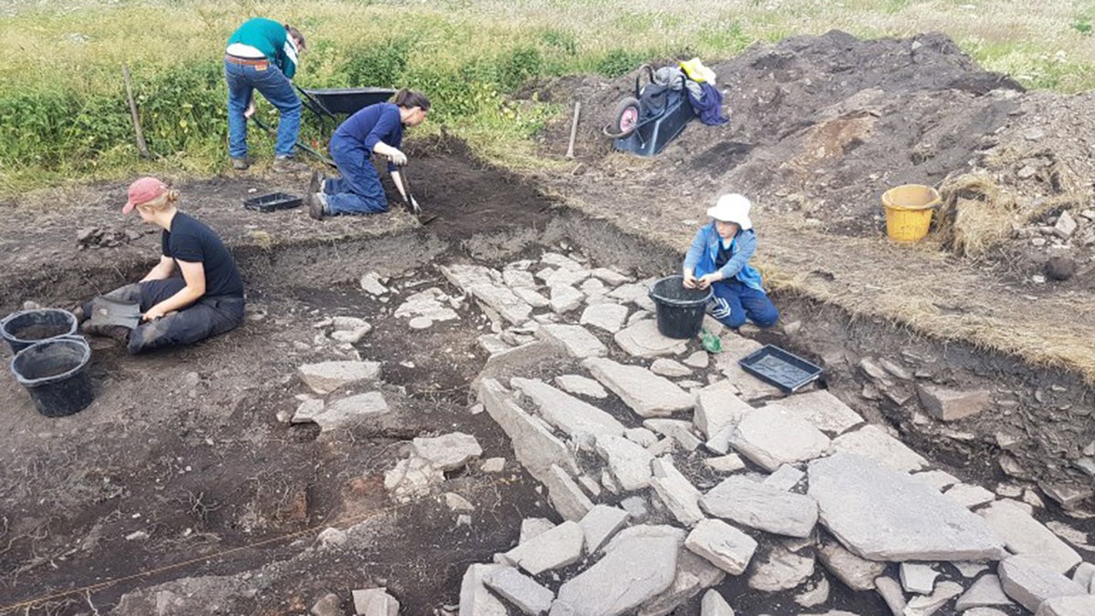 The excavation of the hall.