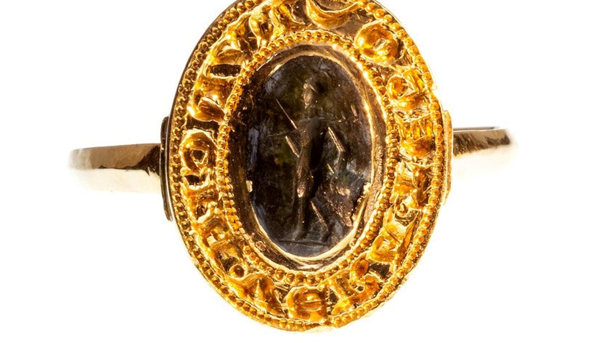 The Seal ring dating back to circa 1350.