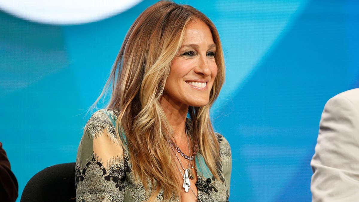 The ever-stylish SJP is said to have fashionably envisioned every detail — the wine’s name itself was reportedly inspired by her email signature, “X, SJP.”
