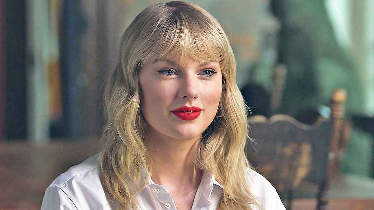 Taylor Swift Solo Porn - Taylor Swift speaks out on 'Lover,' Scooter Braun, stalkers, sexism and  more on 'CBS Sunday Morning' | Fox News
