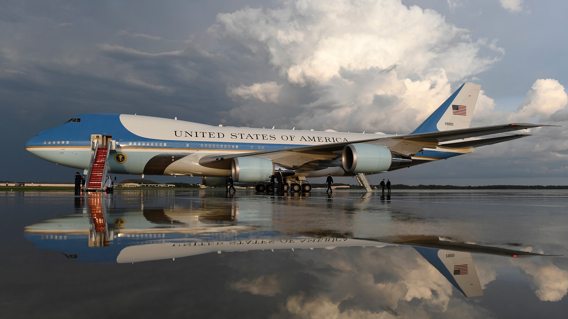 Air Force One sits on the tarmac at Andrews Air Force Base in Maryland after President Trump returned from a trip to Louisville, Aug. 21, 2019, 