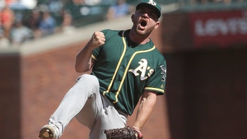 Golden State Warriors forgot where they came from, Oakland A's pitcher says