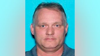 Alleged Pittsburgh synagogue gunman to face death penalty