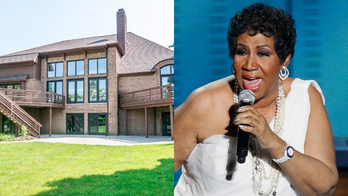 Aretha Franklin's 5-bedroom Michigan home hits market for $1.2 million