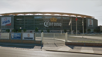 Video allegedly shows stadium vendor 'recycling' leftover beer, serving it to fans