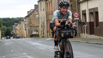 Fiona Kolbinger, 24, becomes first female cyclist to win grueling Transcontinental Race