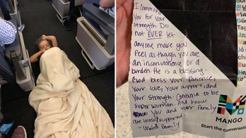 United Airlines crew, passengers befriend Texas boy with autism who wouldn't sit in seat