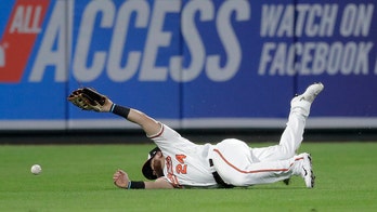 Baltimore Orioles' DJ Stewart suffers concussion after bizarre missed catch
