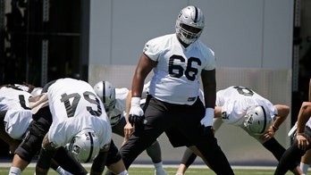 Raiders OL Jackson out 8 weeks with knee injury