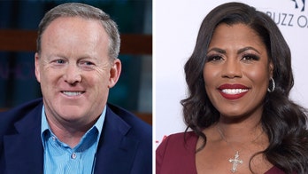 Omarosa predicts Trump will 'insert himself' to help Sean Spicer win 'Dancing With the Stars'