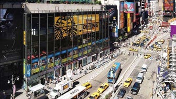 New York governor blasted for overreaction to Times Square bomb threat