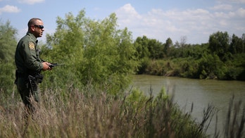 Texas installs miles of concertina wire along border near Rio Grande