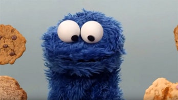 Oregon man steals cookies while wearing Cookie Monster shirt, police say