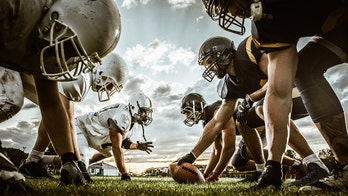 Hawaii high school kicker hits 55-yard field goal to win state championship