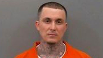 2 jail officials fired after Arkansas escape of white supremacist gang leader, other inmate, police say