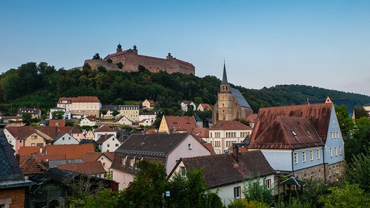 German brothers, ages 4 and 6, run away from home, cause $17,000 in damage