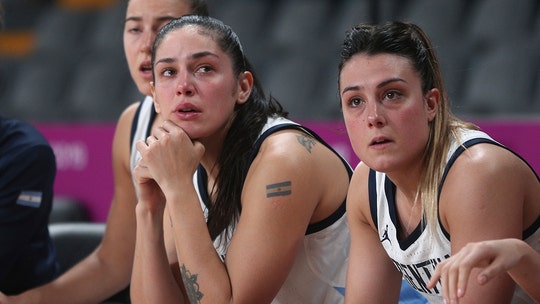 Argentina women's basketball team forfeits game after wearing wrong jerseys