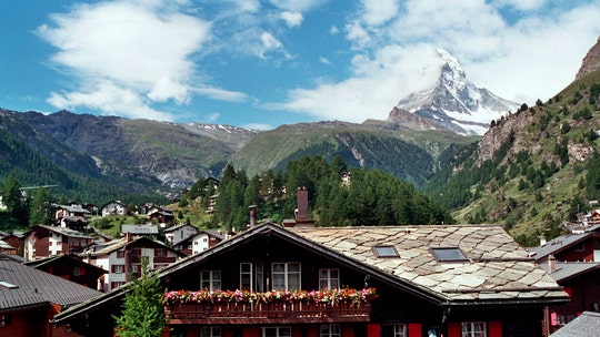 Climber falls to death from Matterhorn in Switzerland; guides say mountain ‘too dangerous’