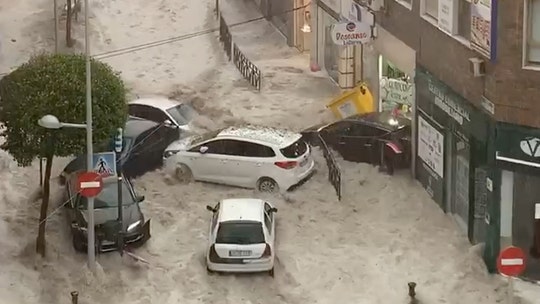 Madrid area inundated by severe rain, hail storm that spawned dramatic flooding