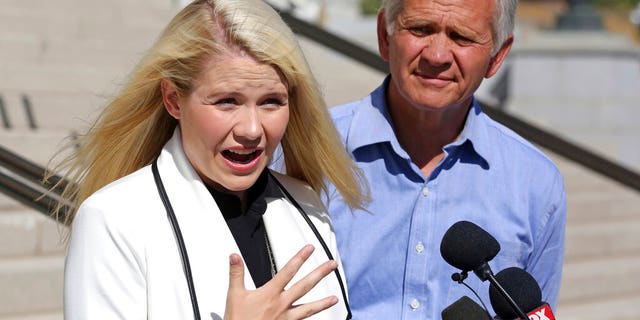 Westlake Legal Group AP19228620706747 Father of Utah kidnapping survivor Elizabeth Smart comes out as gay fox-news/us/us-regions/west/utah fox-news/us/us-regions/west fox news fnc/us fnc Bradford Betz b58e8df0-ee95-5aa2-bce9-25af0653dd6b article