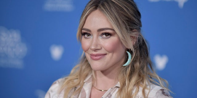 Hilary Duff shared intimate photos showing her labor with her third daughter. 