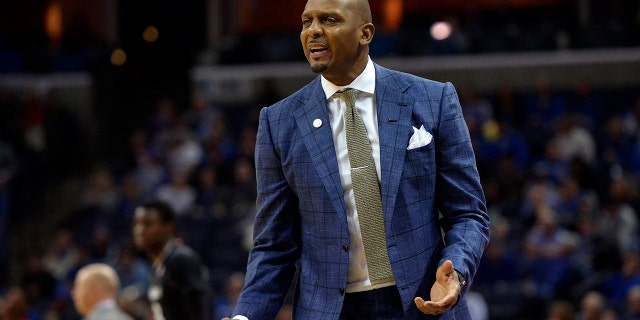 FILE - In this Feb. 7, 2019, file photo, Memphis head coach Penny Hardaway watches during an NCAA college basketball game against Cincinnati in Memphis, Tenn. Former NBA stars Hardaway and Jerry Stackhouse have taken on new challenges with both trying to revive a pair of struggling college basketball programs about 200 miles apart in Tennessee. (AP Photo/Brandon Dill, File)