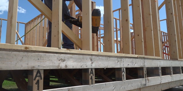 Inmates at Newton Correctional Facility in Iowa are taking part in a new apprenticeship program that allows them to learn the skills to construct a new home while addressing the housing shortage. FOX NEWS/MITTI HICKS