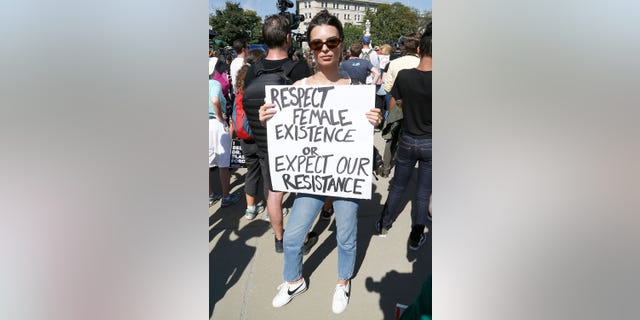 Ratajkowski at a protest against Brett Kavanaugh's for the Supreme Court on Oct. 4, 2018 in Washington, DC.