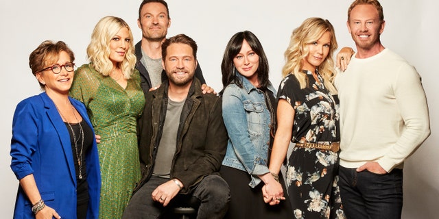 Gabrielle Carteris, Tori Spelling, Brian Austin Green, Jason Priestley, Shannen Doherty, Jennie Garth and Ian Ziering reunite for the 