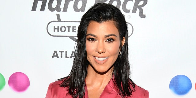 Kim Kardashian announced on Instagram Story that she is dating the Bible with her sister Kourtney Kardashian (pictured here).