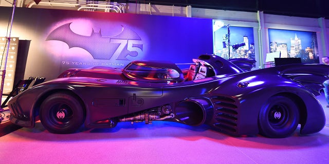 The movie car is over eight feet longer than Mantell's Opel.