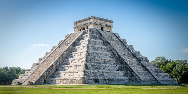 Mayan Temple pyramid of Kukulkan - Chichen Itza, Yucatan, Mexico (iStock)