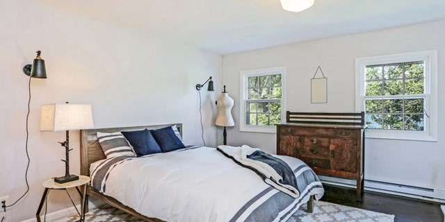 “It’s the perfect place to write the next great American novel!” the listing copy adds.