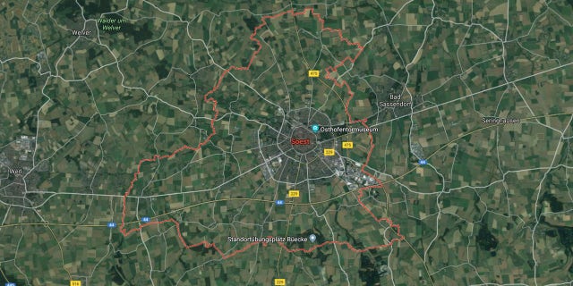 Soest is located about 30 miles east of Dortumund on the A44 autobahn.