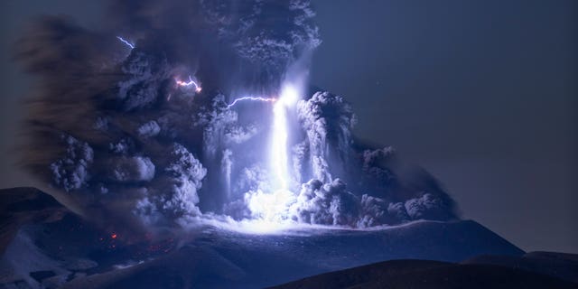 The moment the volcanic lightning occurred.