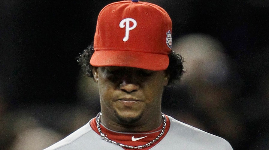 Pedro Martinez Claims Some Members of 2009 Phillies Played World Series  with Swine Flu - Crossing Broad
